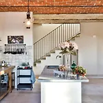 Barn Retreat In Italy's Unesco Wine Region * Alfiano Natta