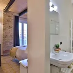 Barn Retreat In Italy's Unesco Wine Region *
