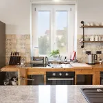 Barn Retreat In Italy's Unesco Wine Region