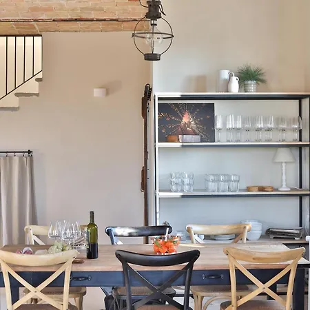 Barn Retreat In Italy's Unesco Wine Region 度假居