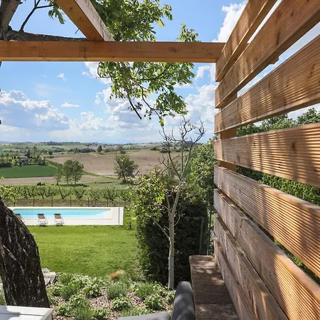 Barn Retreat In Italy's Unesco Wine Region 阿尔法诺纳塔