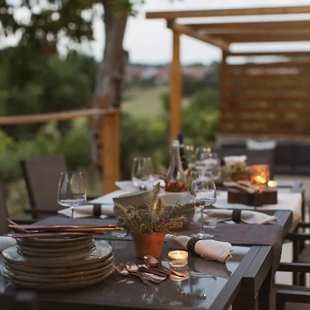Barn Retreat In Italy's Unesco Wine Region