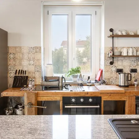 Barn Retreat In Italy's Unesco Wine Region