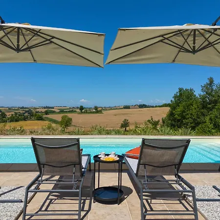 Barn Retreat In Italy's Unesco Wine Region *