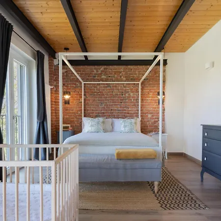 Barn Retreat In Italy's Unesco Wine Region