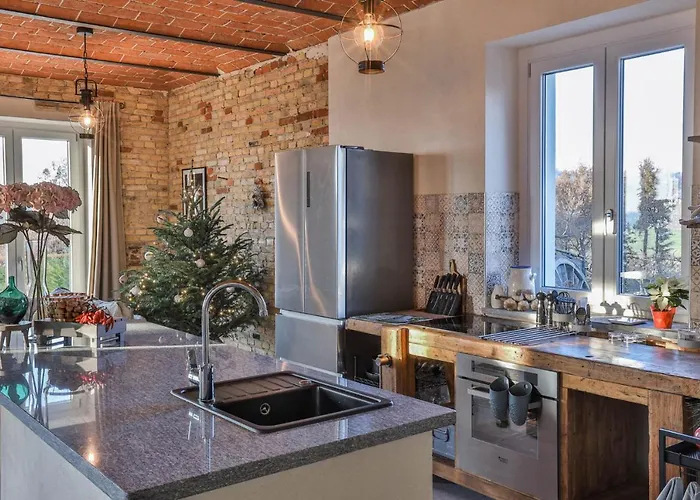 Barn Retreat In Italy's Unesco Wine Region *